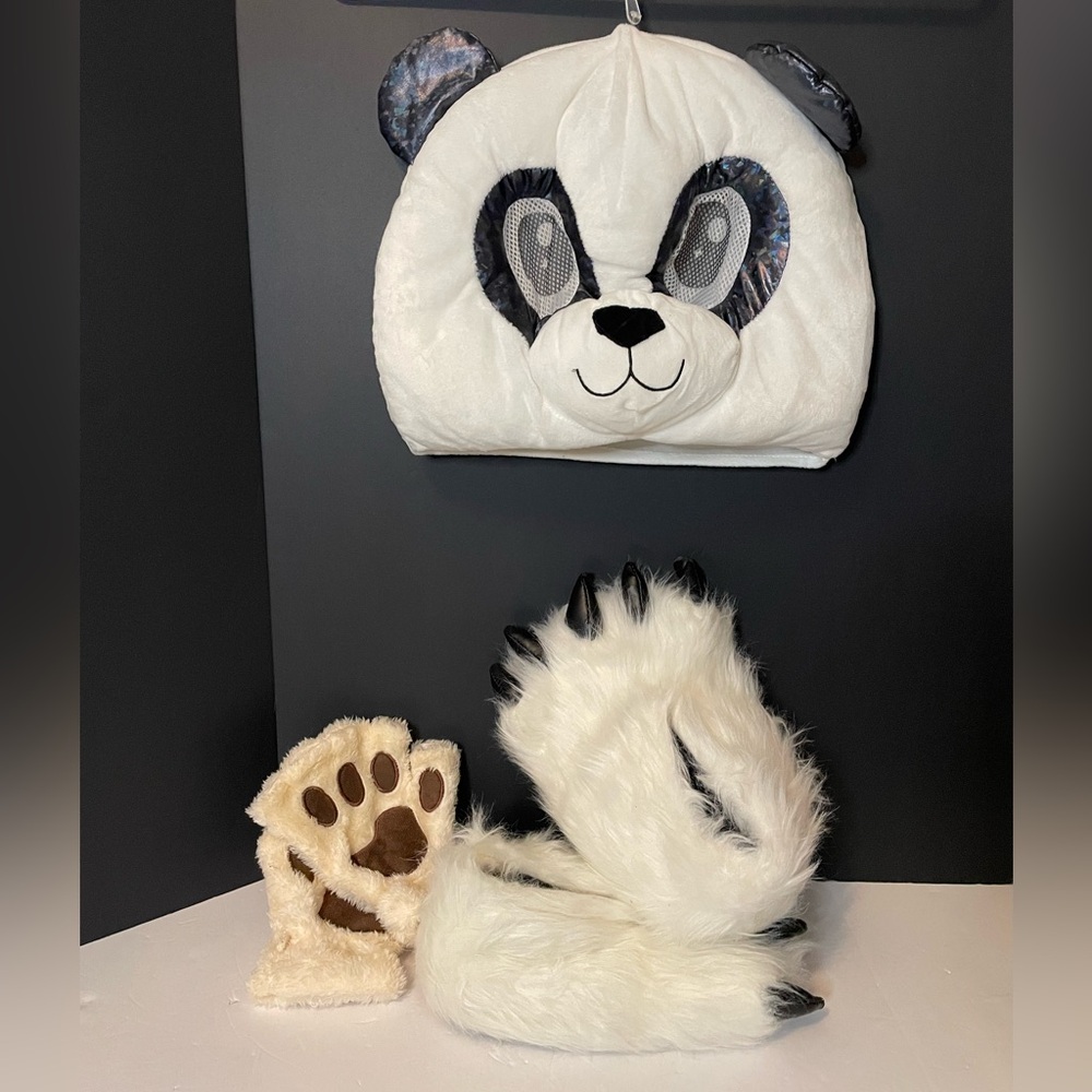 Giant Panda Head, Slipper Claw Feet And Paw Mittens Costume Cosplay Halloween - Picture 3 of 14